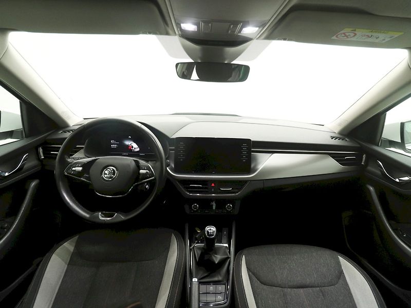 Škoda Kamiq (2023) 1.5 TSI 110 kW M6° Style - fotka 5 z 34