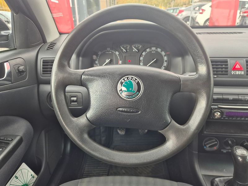 Škoda Octavia 1.9TDi 74Kw, STK do 02/2028 - fotka 12 z 18