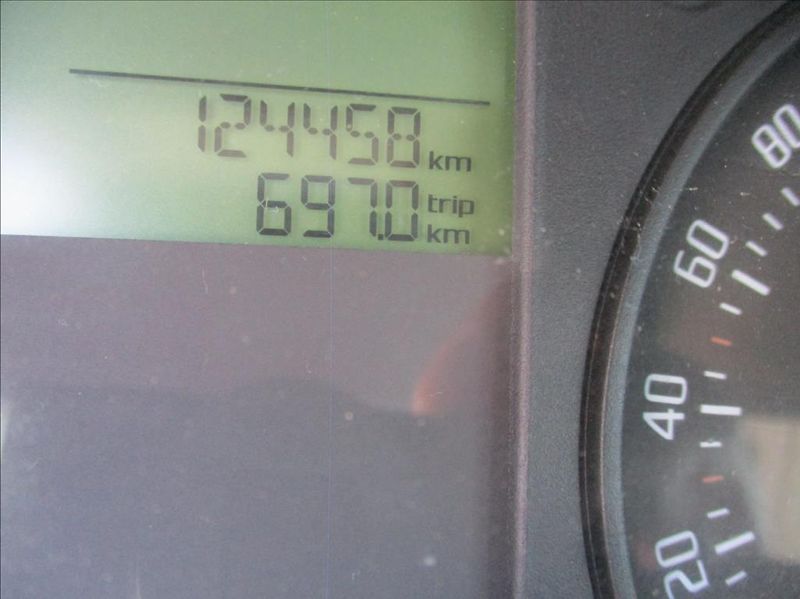 Škoda Fabia 1,2 TSi, klimatizace,serviska, - fotka 19 z 39