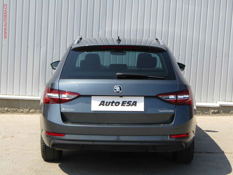 Škoda Superb (2018) 1.8 TSi, Style, DSG, Webasto - fotka 5 z 24