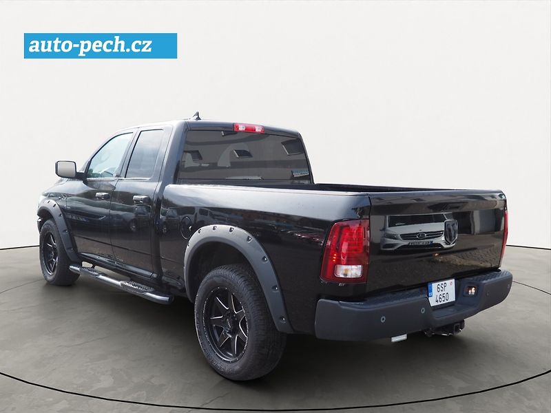 Dodge RAM 1500 (2021) Warlock 4x4 LPG - fotka 2 z 35