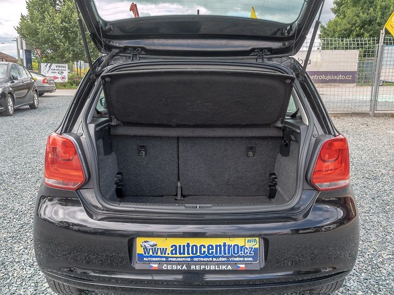 Volkswagen Polo (2009) 1.2HTP KLIMA – ROZVODY - fotka 29 z 40