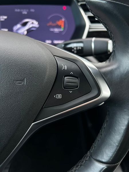 Tesla Model S 75 Business MCU2 Panorama - fotka 11 z 24