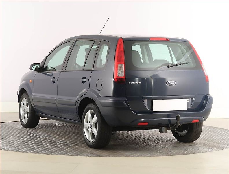 Ford Fusion (2009) 1.4, nová STK, Tažné - fotka 4 z 16