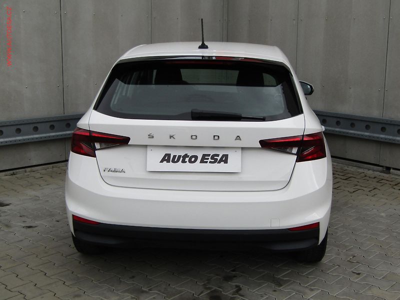 Škoda Fabia (2021) 1.0 MPi, 1.maj,ČR, Ambition - fotka 5 z 15
