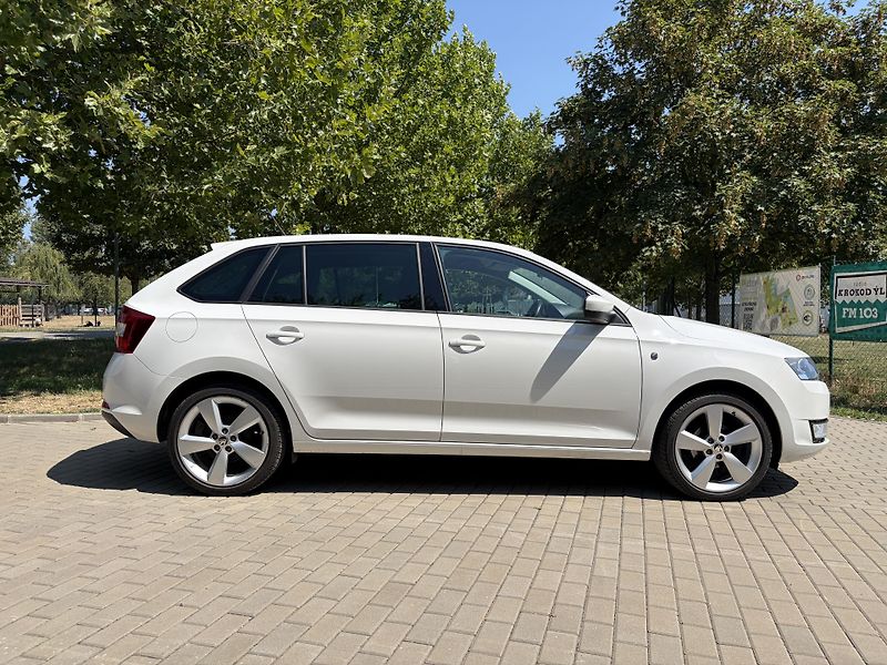 Škoda Rapid 1.2 TSI Ambition - fotka 12 z 30
