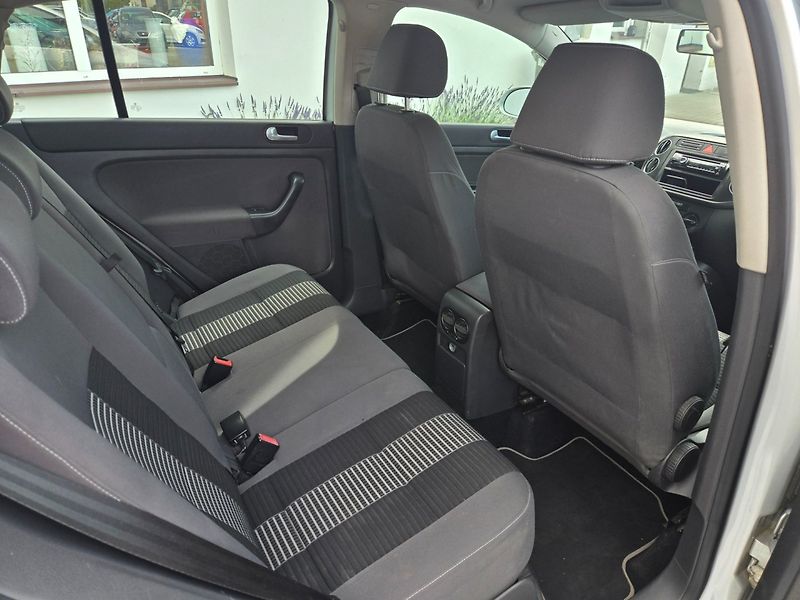 Volkswagen Golf Plus (2009) 1.9 TDI Nová STK, Bez DPF - fotka 15 z 18