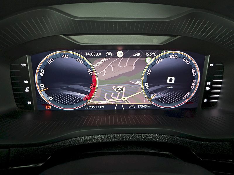 Škoda Karoq (2025) 1.5TSi 110kW SPORTLINE TAŽNÉ - fotka 19 z 30