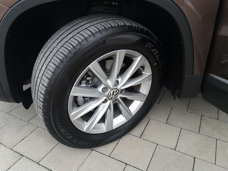 Volkswagen Tiguan 1.4TSi,118kW,Sport-Style,TAŽNY - fotka 8 z 29