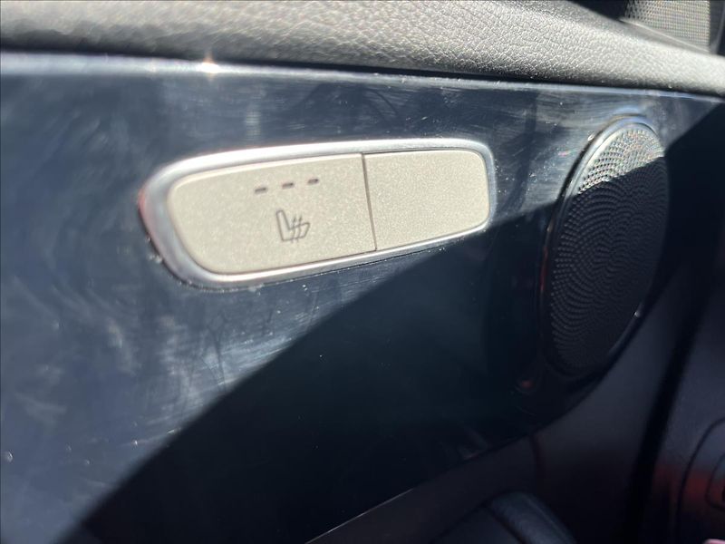 Mercedes-Benz Třídy C 2,1 250d 150KW 4MATIC LED DPH - fotka 32 z 50
