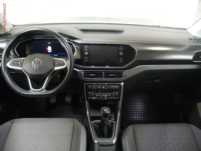 Volkswagen T-Cross (2023) 1.0 TSi, 2.maj,ČR, Style, LED - fotka 8 z 20