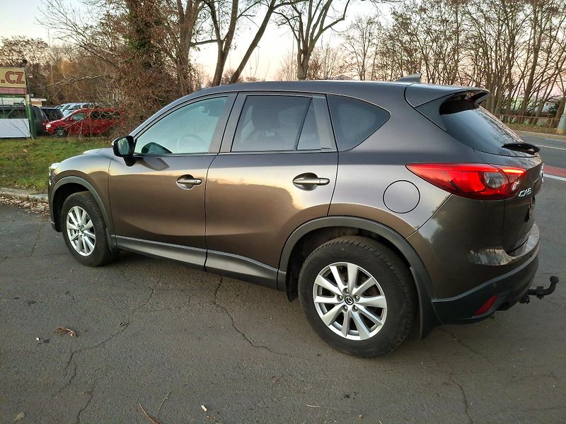 Mazda CX-5 2.0 121 kw Rezervace - fotka 7 z 39