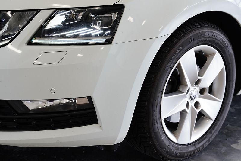 Škoda Octavia - fotka 9 z 29