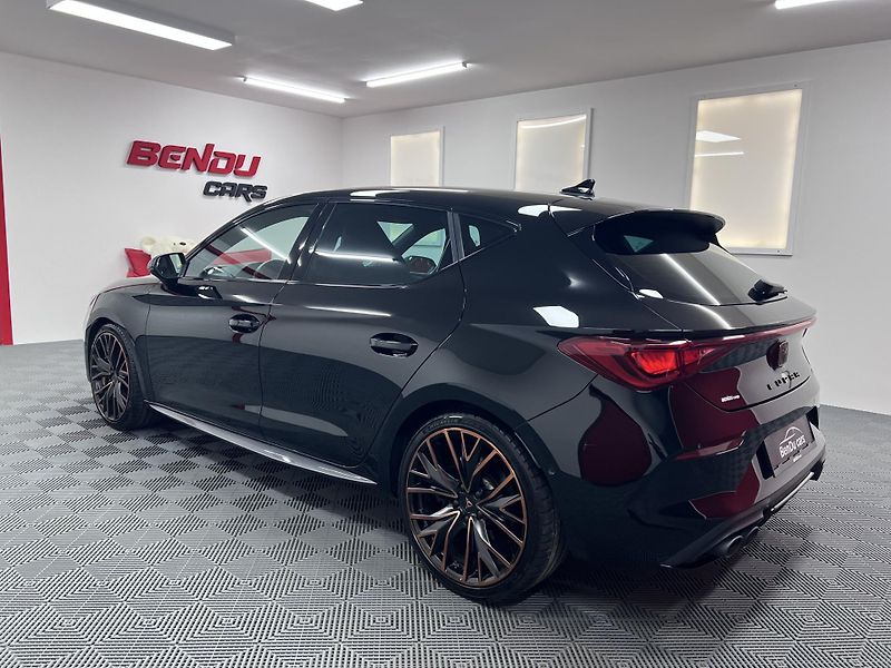 Cupra Leon 2.0 TSI 221 kW 2022 - fotka 8 z 47