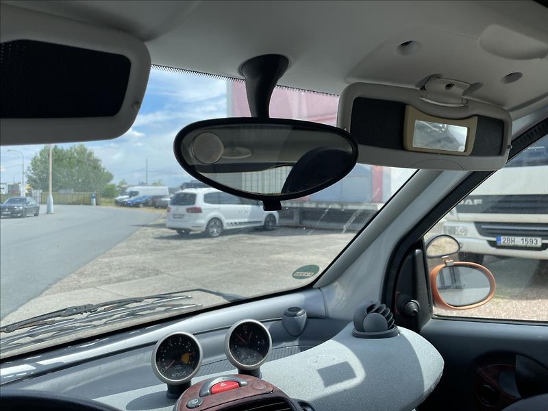 Smart Ostatní Nová STK*tažné na kola*poloaut - fotka 18 z 33