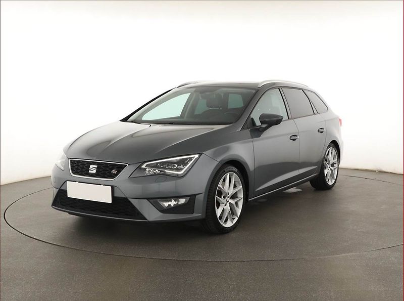 Seat Leon (2016) 1.8 TSI, Automat, Navi - fotka 2 z 17