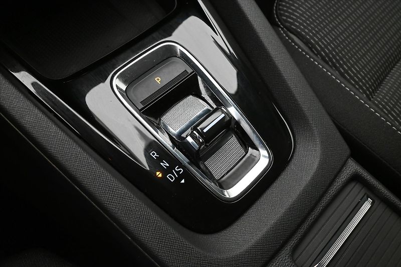 Škoda Octavia 2,0 TDI 110 KW DSG EL.KUFR Zár - fotka 22 z 31