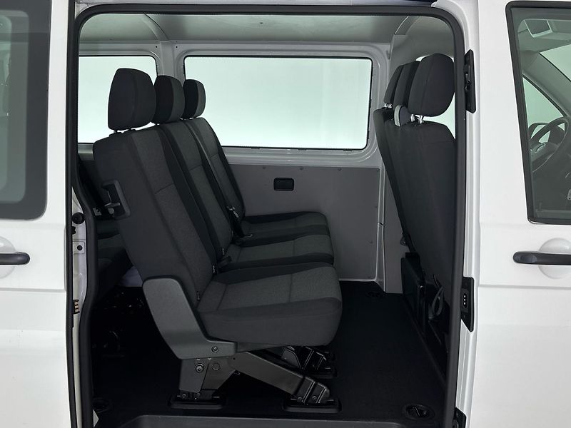 Volkswagen Transporter Kombi Kombi - fotka 8 z 25