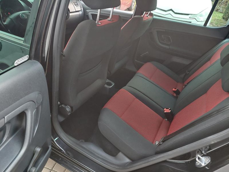 Škoda Fabia (2012) Monte Carlo 1,2TSi Zadáno!! - fotka 19 z 35