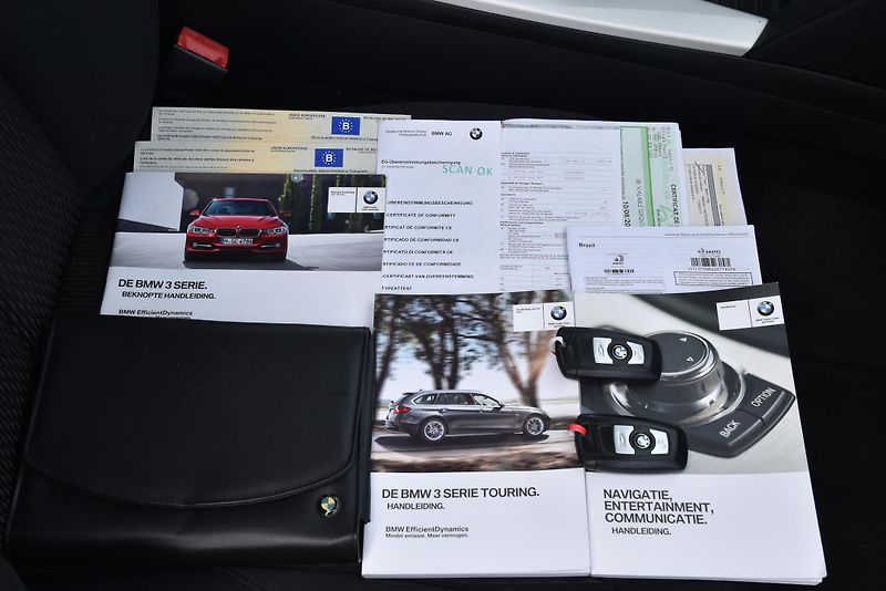 BMW Řada 3 318d (2.0) 6st, NAVI, ALU, PDC - fotka 50 z 51