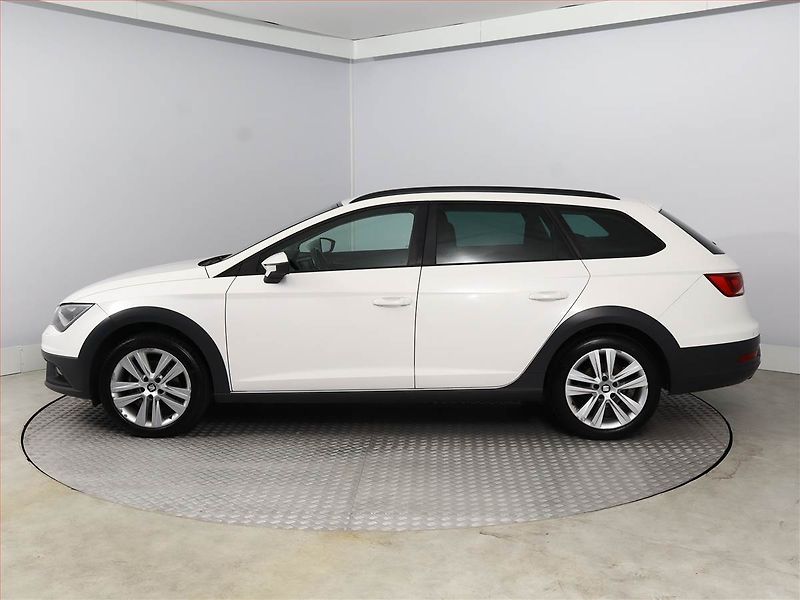 Seat Leon (2015) X-Perience 2.0 TDI, 4X4 - fotka 3 z 17