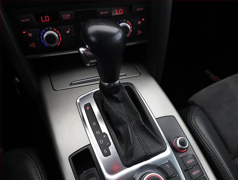 Audi A6 (2007) 2.7 TDI , 4X4, Automat - fotka 12 z 19