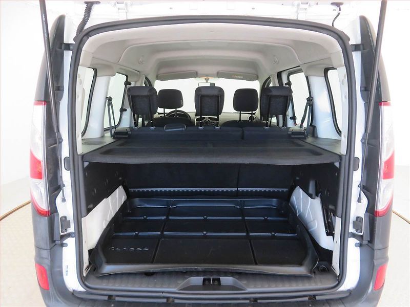 Renault Kangoo (2017) 1.2 TCe, 5Míst, 1Maj - fotka 13 z 14