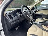 Volvo XC60 2,4 D3 R-DESIGN AWD AT - náhled 16