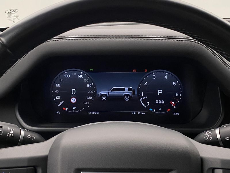 Land Rover Defender 110 P400 X-DYNAMIC REZERVACE - fotka 25 z 49