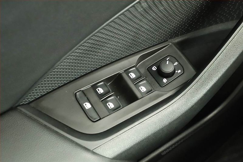 Škoda Octavia (2023) Style 1.5 TSI e-tec - fotka 15 z 15