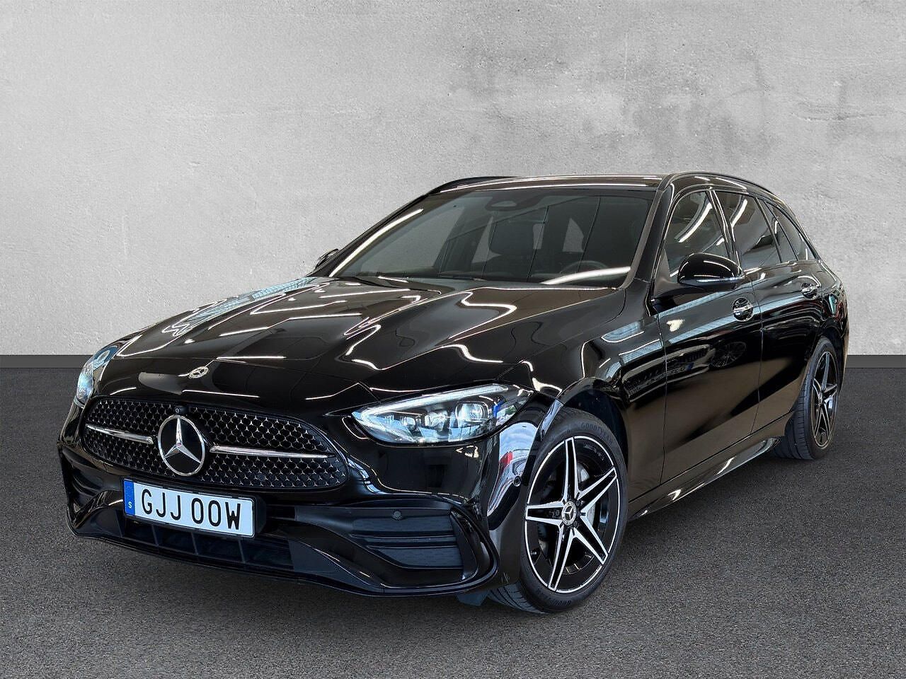 Mercedes-Benz Třídy C 300e AMG Premium Pano Burm 360