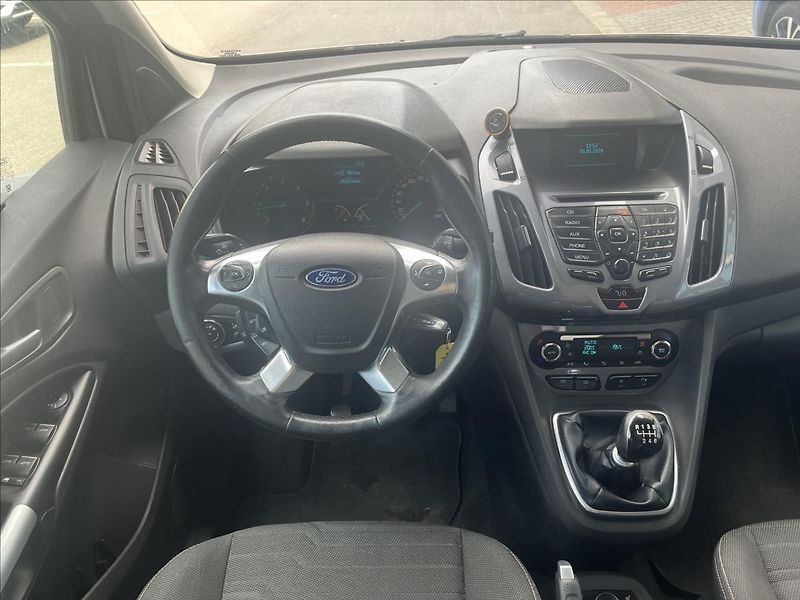 Ford Tourneo Connect 1,5 TDCi - fotka 11 z 19