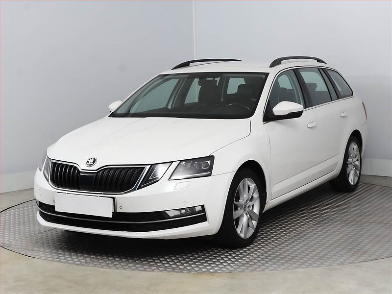 Škoda Octavia (2017) 2.0 TDI, Kůže, Navi, Tempomat - fotka 2 z 18
