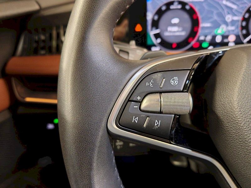 Škoda Superb (2024) Combi 2.0 TDI 110 kW DSG L&K - fotka 8 z 36