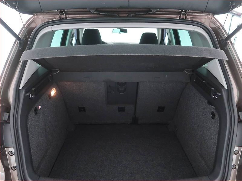 Volkswagen Tiguan (2013) Sport&Style 2.0 TDI, 4X4 - fotka 12 z 17