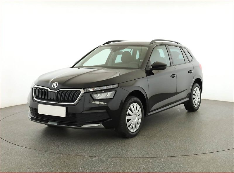 Škoda Kamiq (2023) Ambition 1.0 TSI - fotka 2 z 18