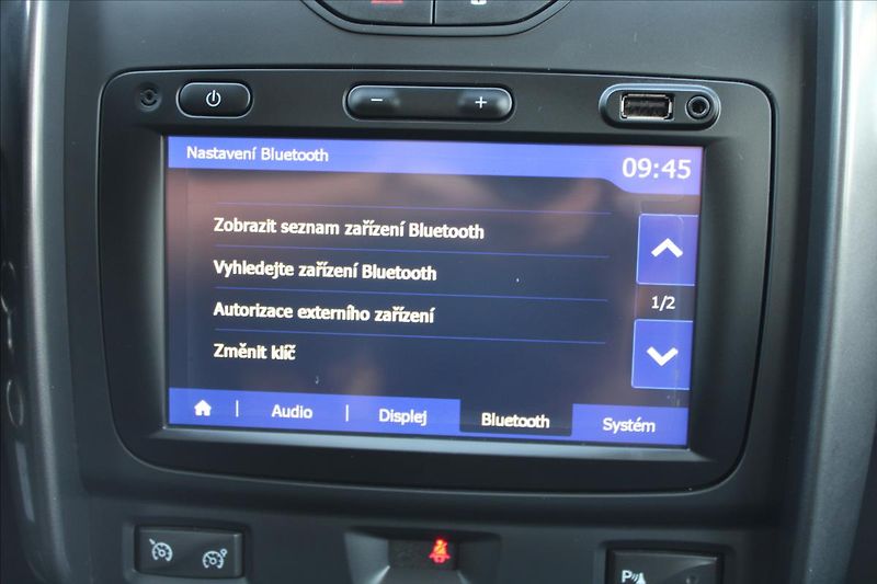 Dacia Duster 1,5 dCi  ČR,1MAJ,4x4,EXCEPTION - fotka 14 z 25