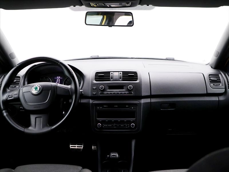 Škoda Fabia 1,2 TSI 77kW DSG Monte Carlo - fotka 25 z 32