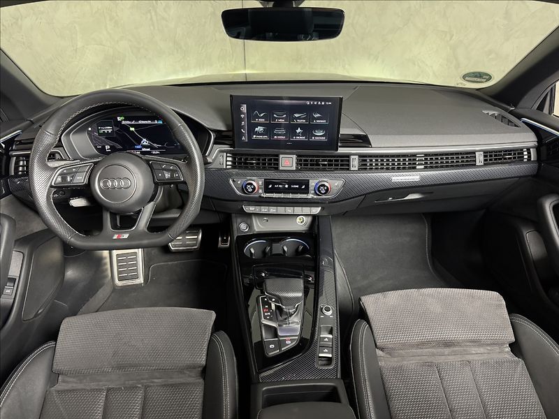 Audi A5 2,0 TDi  S-Line Quattro Matrix - fotka 18 z 47