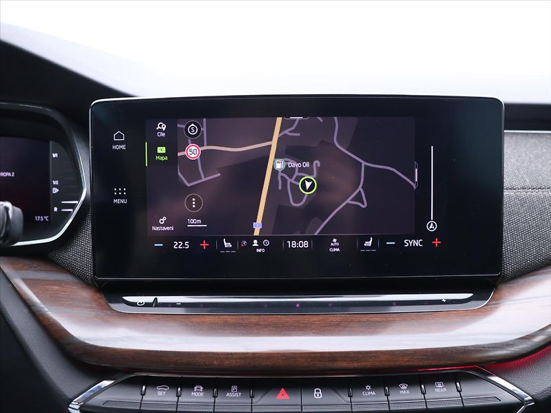 Škoda Octavia 2,0 TSI 140kW DSG Scout DPH - fotka 19 z 30