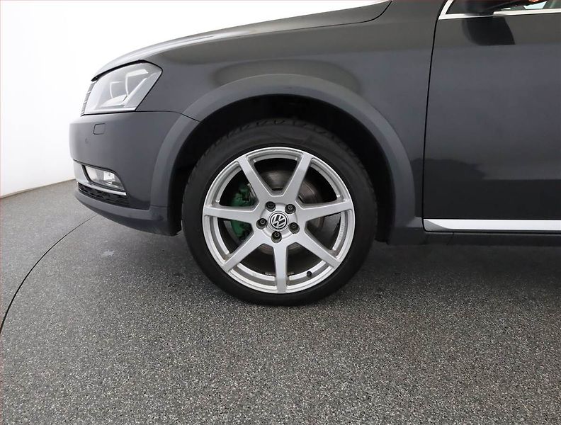 Volkswagen Passat (2013) Alltrack 2.0 TDI, 4X4 - fotka 18 z 18