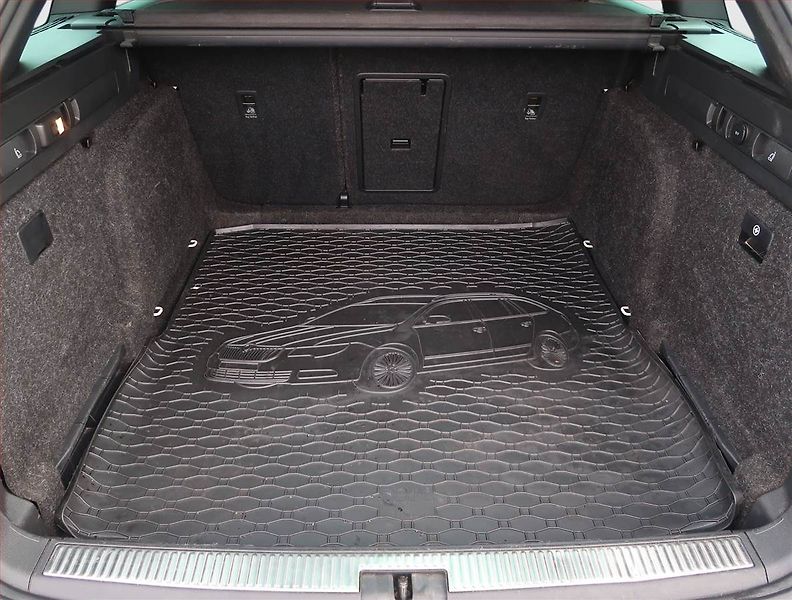 Škoda Superb (2016) 2.0 TDI, 4X4, Kůže, Navi - fotka 14 z 23