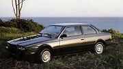 Maserati Biturbo. Už jenom skutečnost, že tohle je první produkční auto vybavené dvojicí turbodmychadel, vytváří z Biturba objekt nezměrného chtíče. Jde o milník automobilové historie, a přesto může být váš jen za 150 tisíc korun.