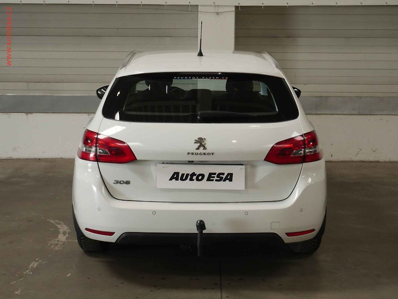 Peugeot 308 (2015) 1.2 PT, ČR, Active, TZ - fotka 5 z 19