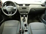 Škoda Octavia (2015) 1.6 TDi, Klima - náhled 8