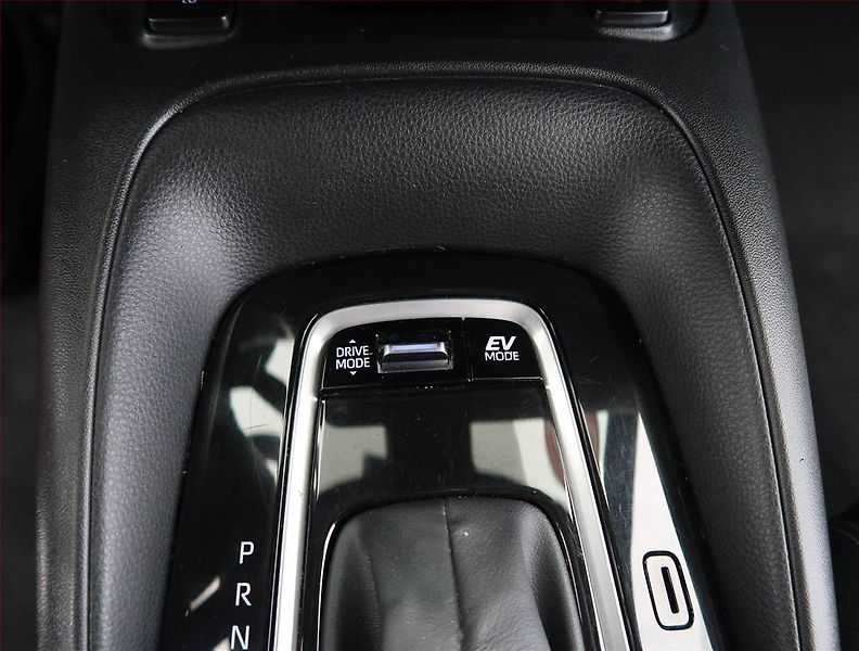 Toyota Corolla (2022) 1.8 Hybrid, full bybrid - fotka 22 z 25