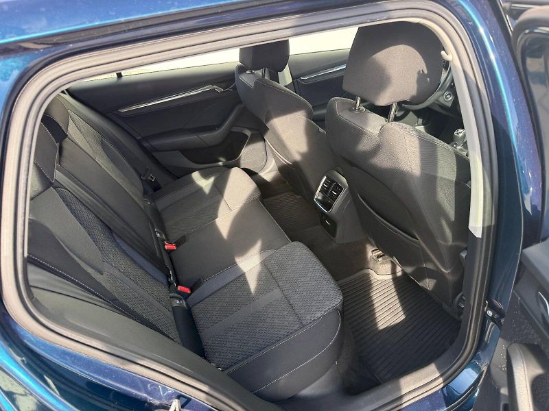 Škoda Octavia (2023) COM STY TD 85/2.0 M6F - fotka 14 z 24