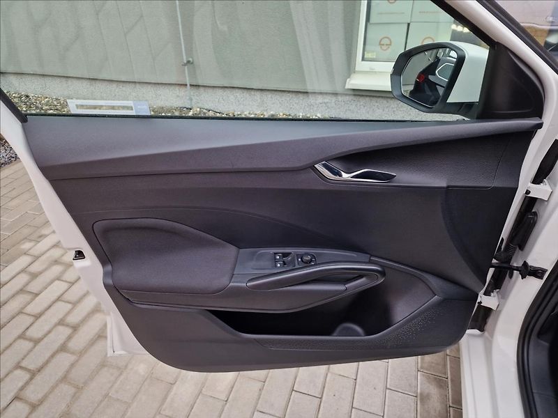Škoda Fabia 1.0TSI Ambition,ČR,1.Majitel - fotka 38 z 50