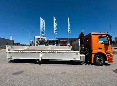 Mercedes-Benz (2021) 1830 4x2 valník + HR - fotka 4 z 18