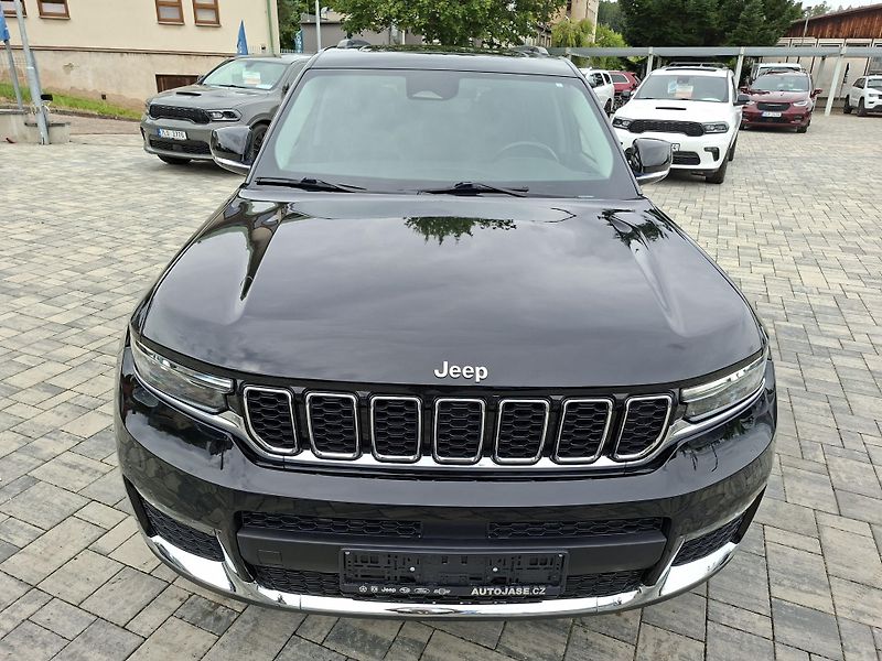 Jeep Grand Cherokee (2021) 3,6L 4x4 LIMITED L, REZERVACE - fotka 10 z 46